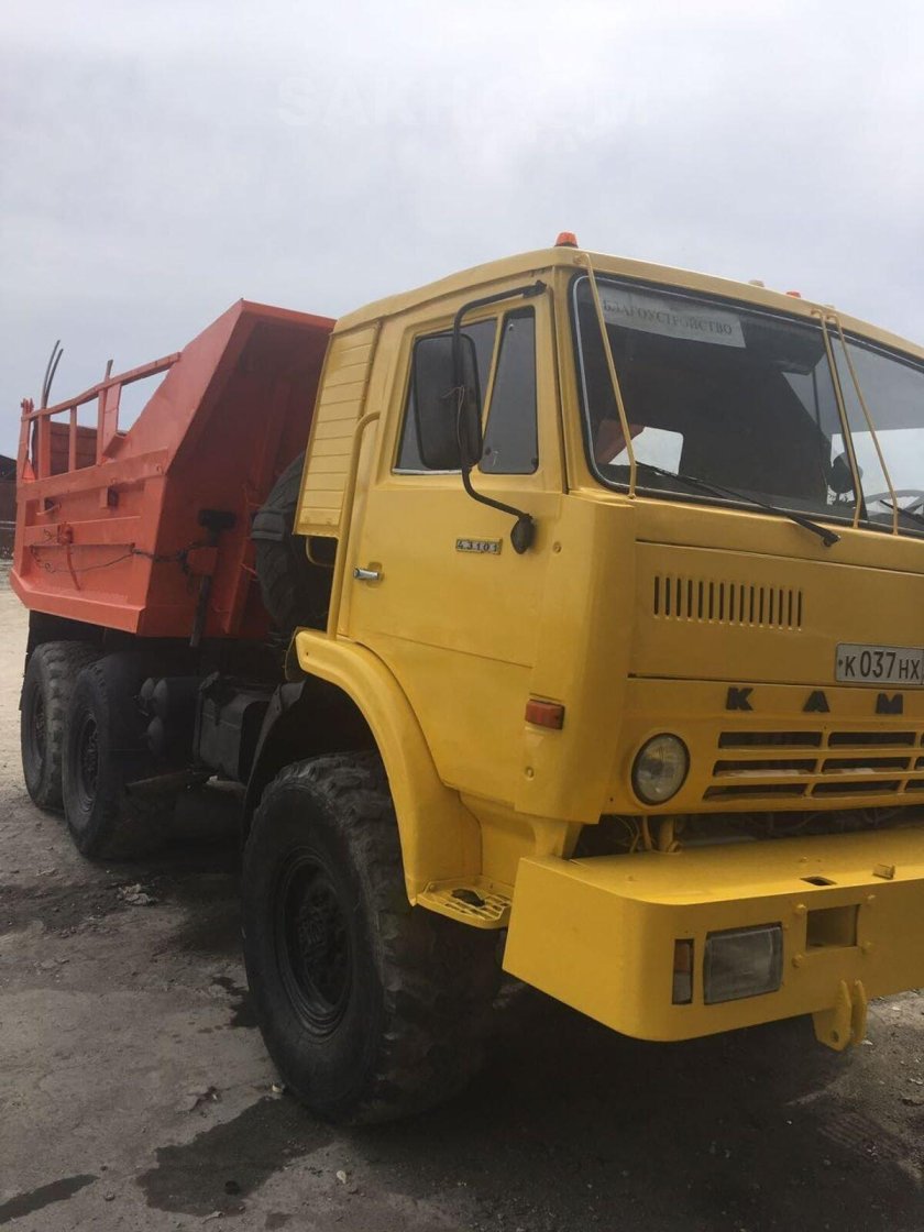 КАМАЗ 43106 самосвал