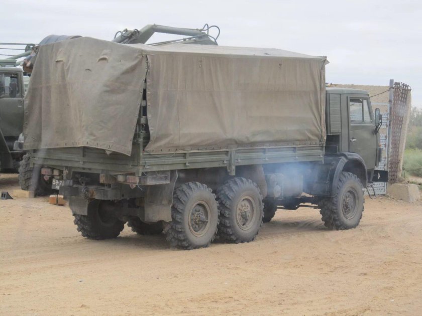 КАМАЗ 43106 военный