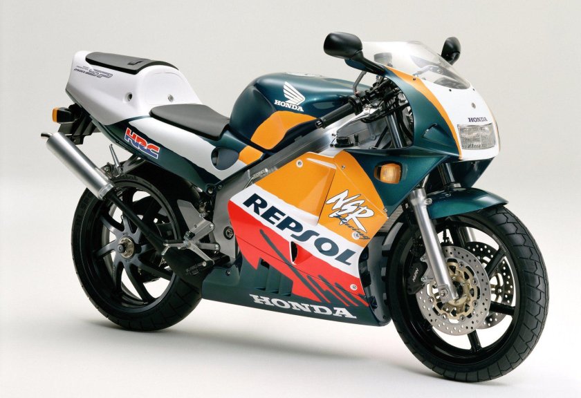 Honda nsr250r