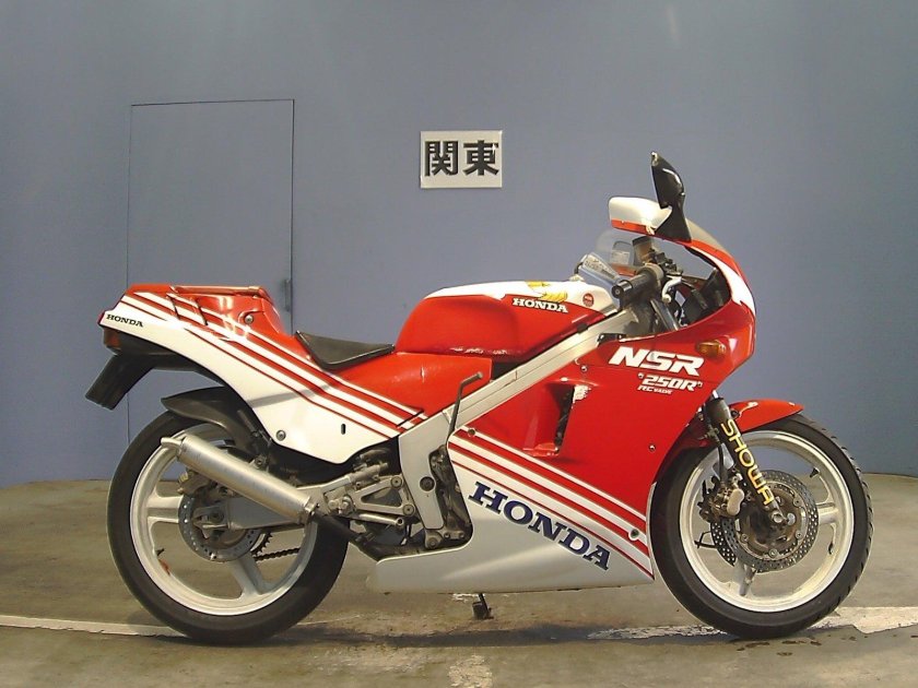 Honda NSR 250 MC 16