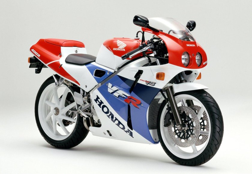 Honda VFR 400 nc30