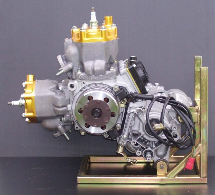 Honda nsr250 engine
