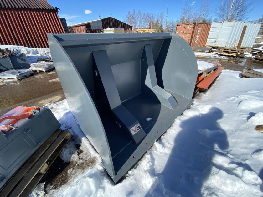 Ковш высокой выгрузки на фронтальный погрузчик