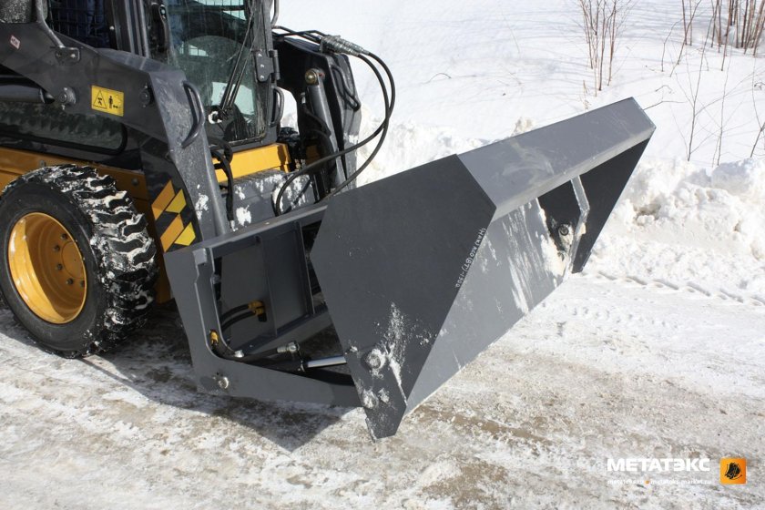 Мини погрузчик Mustang 4200