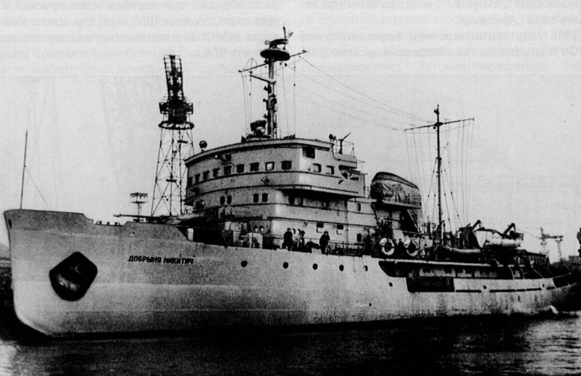 Ледокол Добрыня Никитич