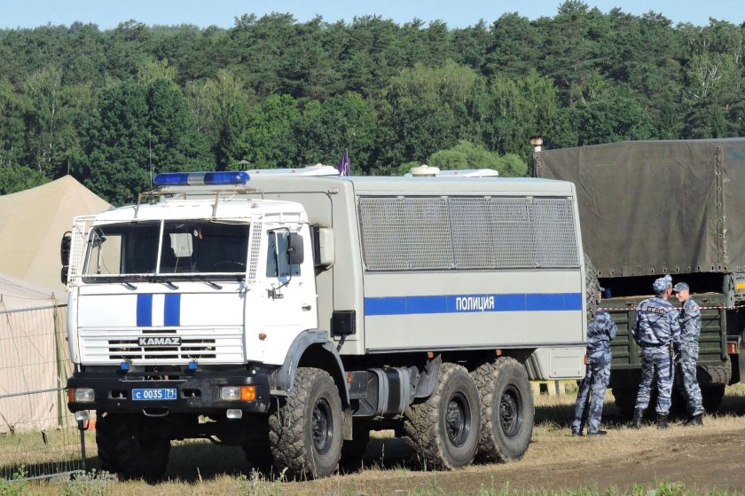 КАМАЗ НЕФАЗ 4208