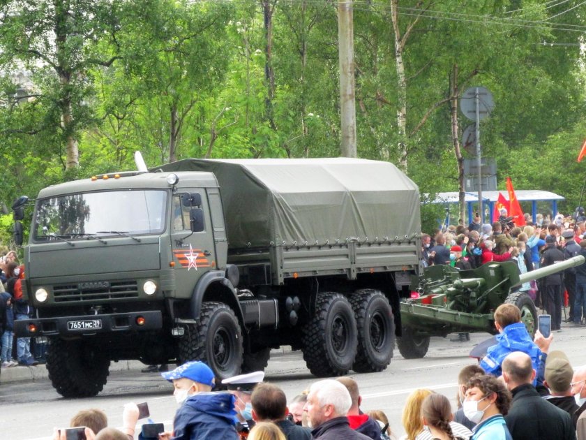 КАМАЗ 5350 военный