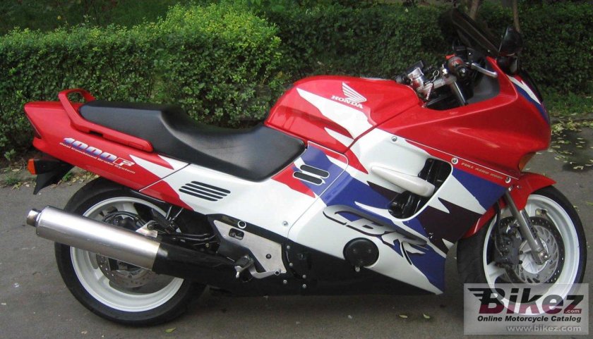 Хонда СБР 1000ф