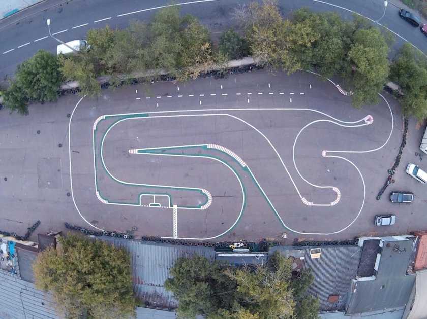 Трасса для радиоуправляемых моделей