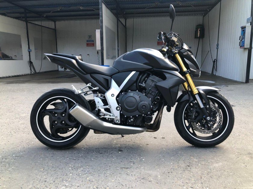 Хонда сб1000р