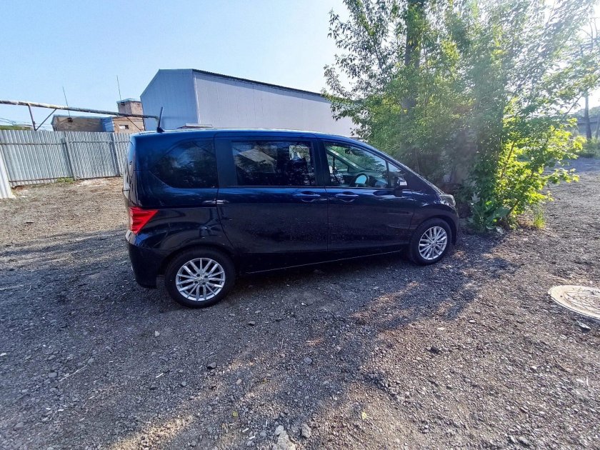 Honda freed на 16 колесах
