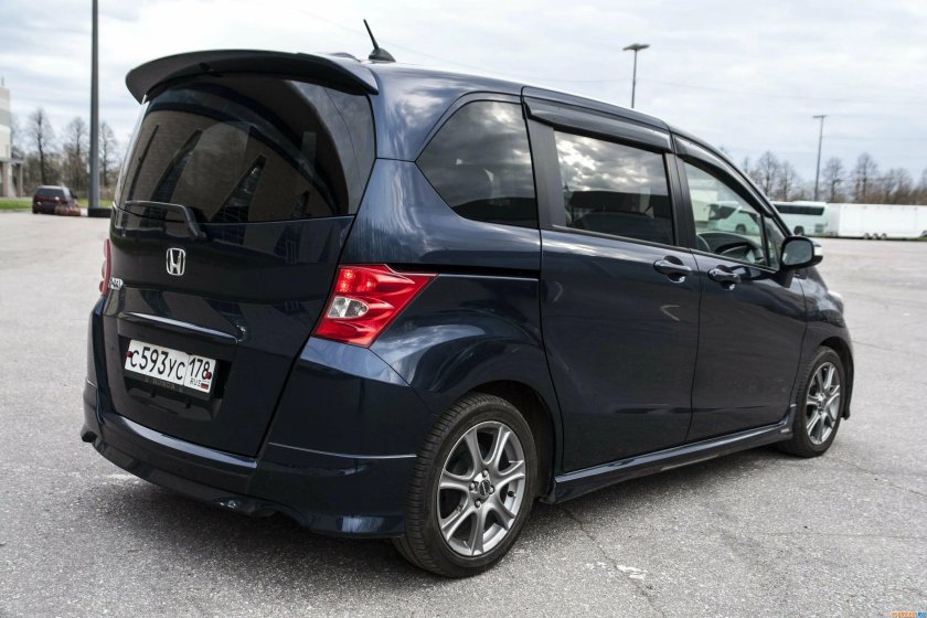 Honda freed Spike r17 колеса