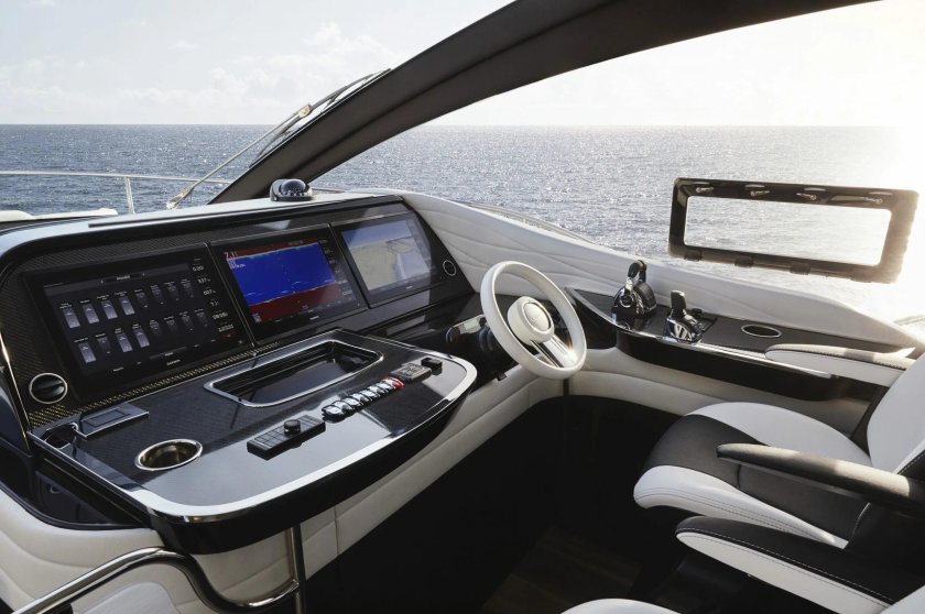 Lexus яхта ly 650