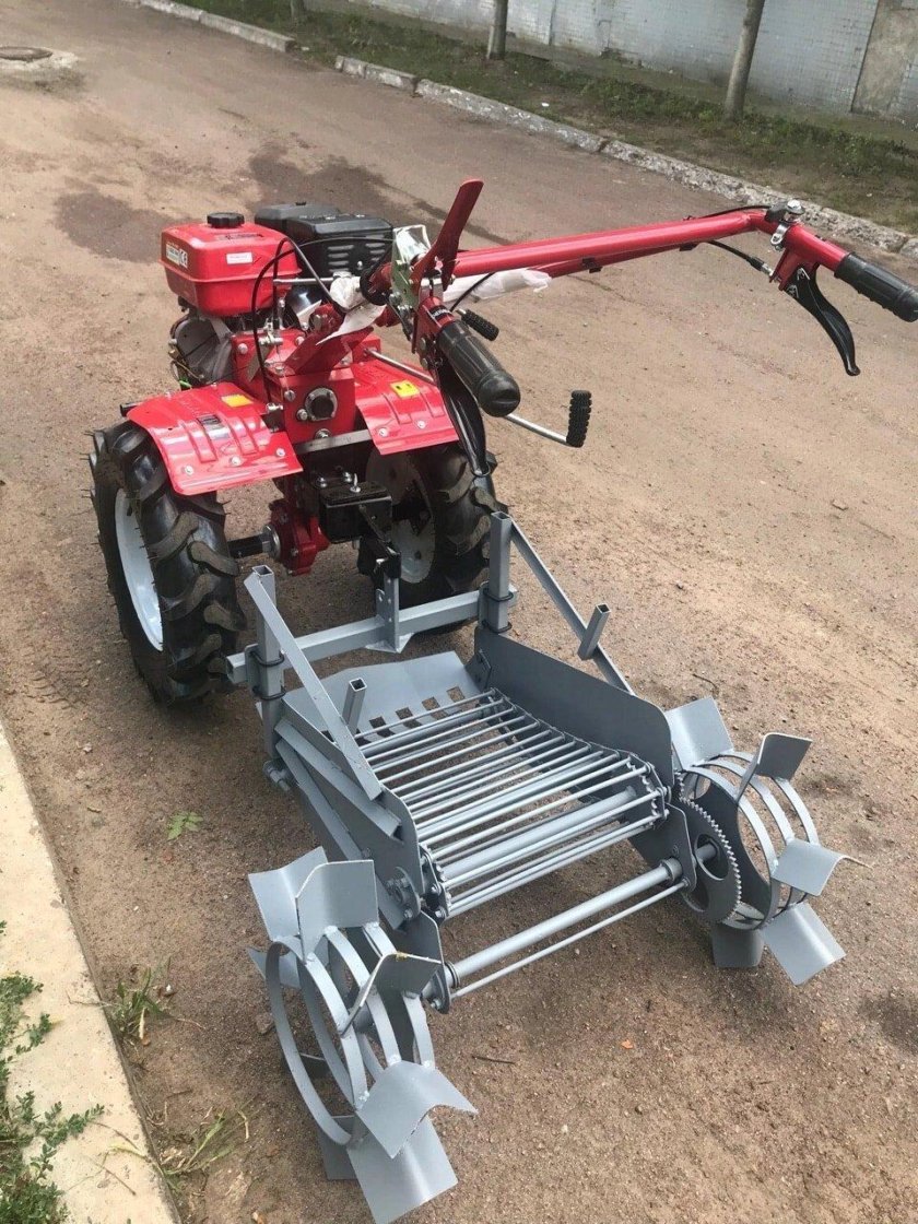 Картофелекопалка МБ 105