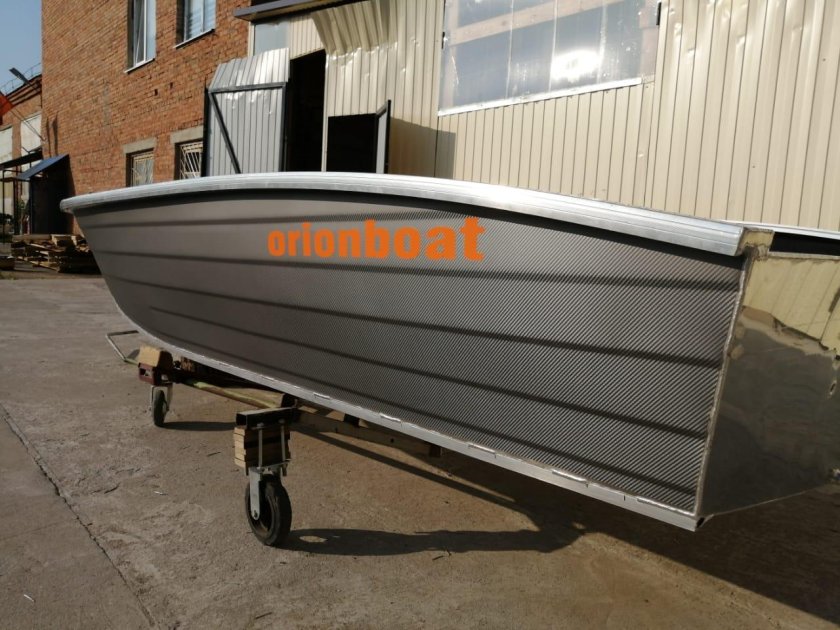 Лодка Орионбот 43м