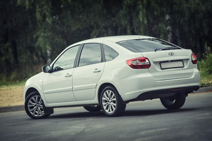 Lada Гранта лифтбек