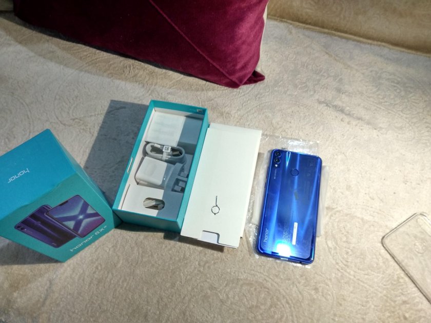 Хонор 8х коробка