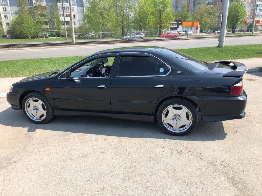 Хонда Инспаер 1998