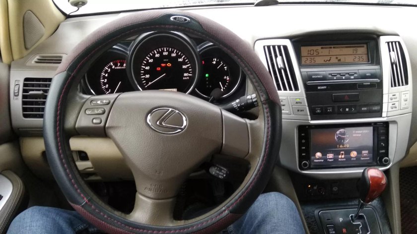 Лексус РХ 330