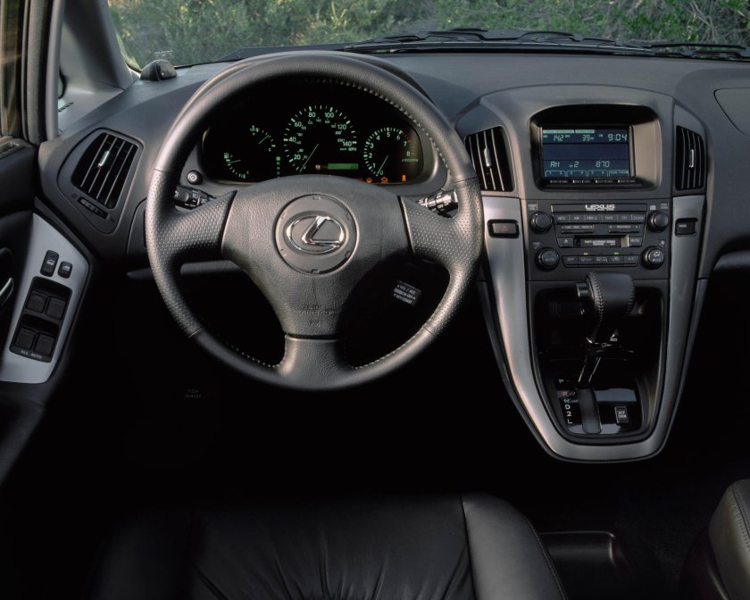 Lexus rx300 салон