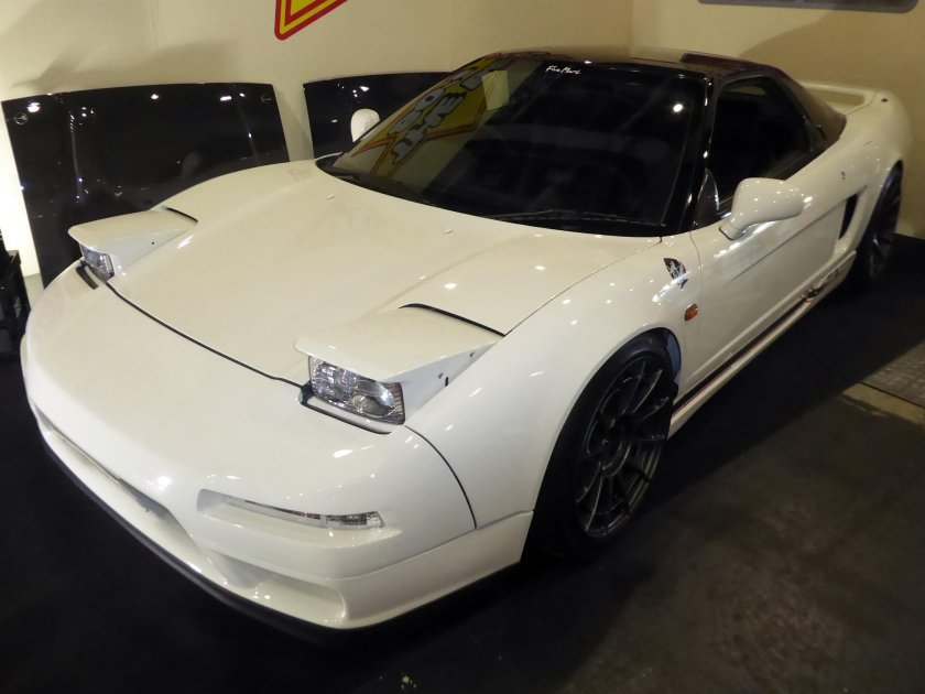 Honda NSX 1990 белая