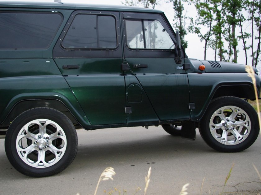 УАЗ Хантер r16