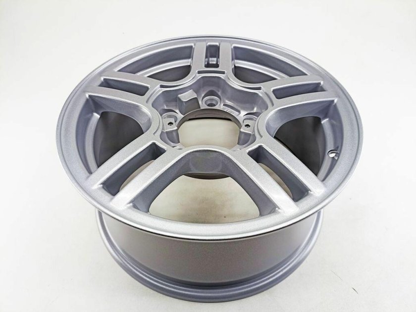 Крышка на колесный диск k&amp;k УАЗ-Патриот 7х16/5х139.7 d108.5 et35, 9.3 кг, Сильвер f 4.6