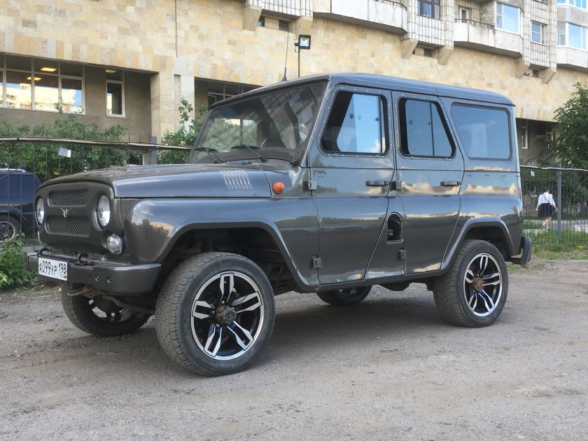 УАЗ Hunter r20