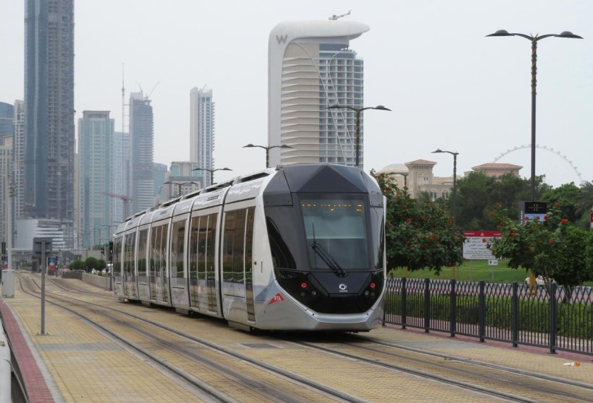 Трамвай в Дубае