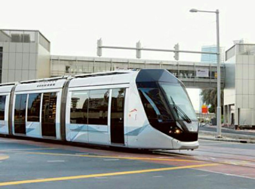 Скоростной трамвай Дубая