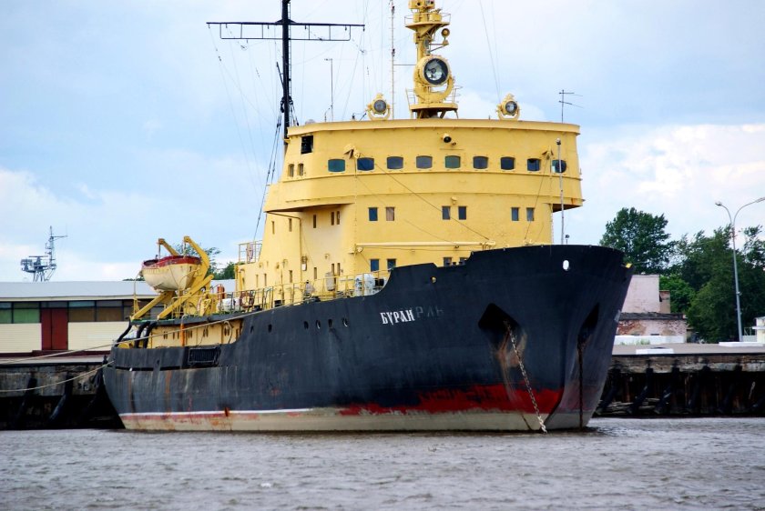 Ледокол Сорокин Кронштадт