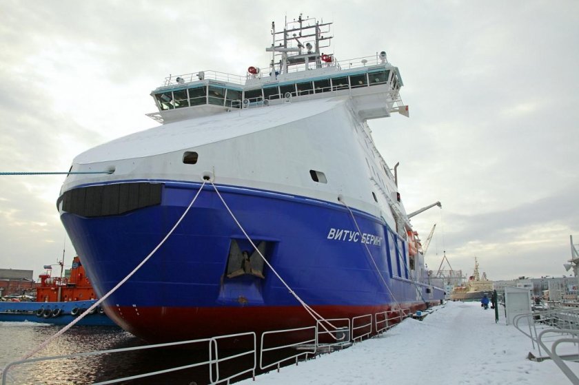 Витус Беринг судно