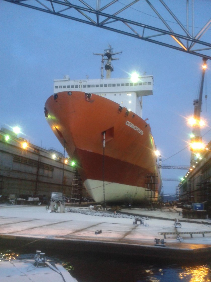 Севморпуть лихтеровоз