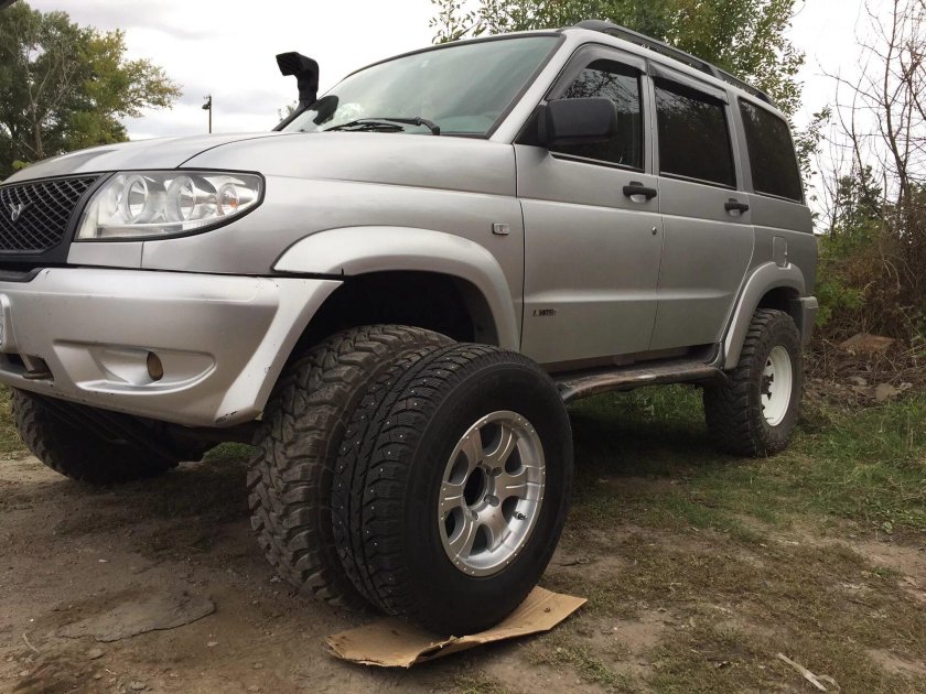УАЗ Патриот r16