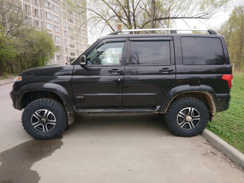 УАЗ Патриот на 30 колесах