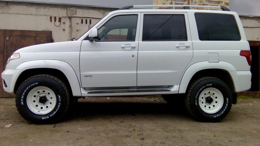 УАЗ Патриот на 31 колесах