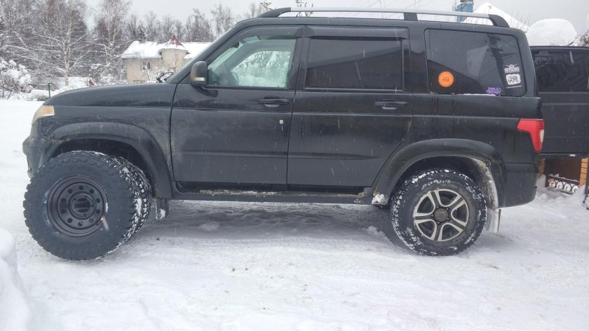 УАЗ Патриот на 31 колесах