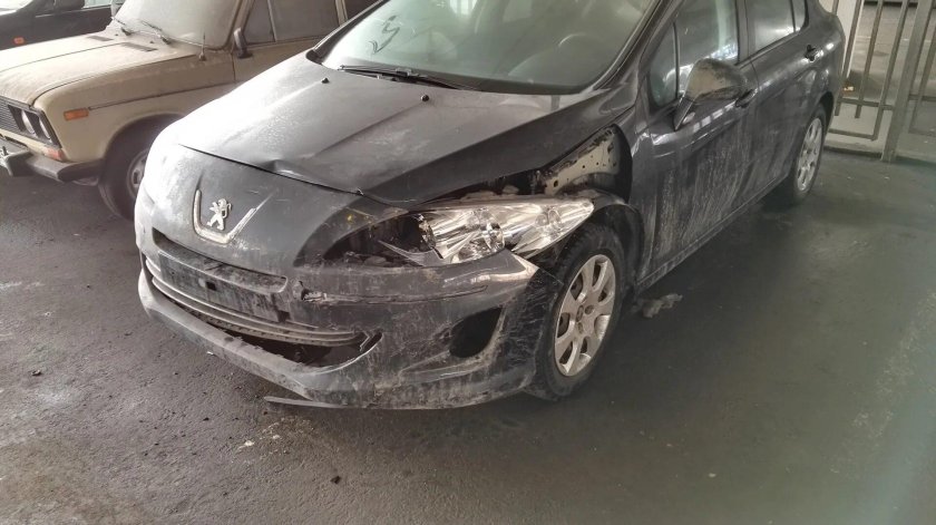 Пежо 408 авария