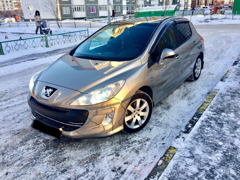 Пежо 308 коричневый