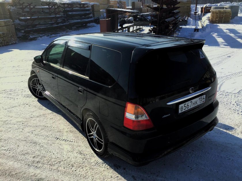 Хонда Одиссей 2001 черная