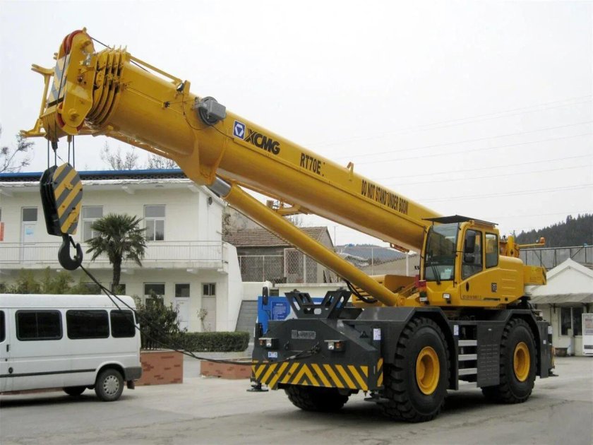 Короткобазный кран rt70e