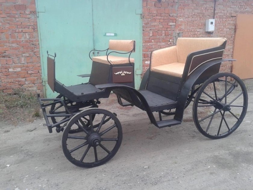 Экипаж пролетка конный