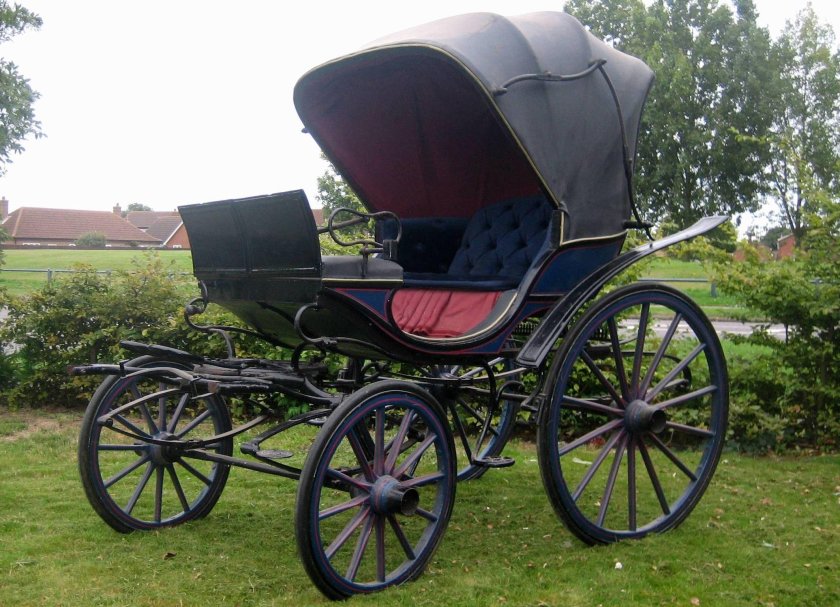 Фаэтон Конная коляска