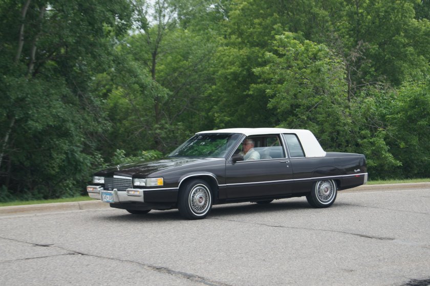 Кадиллак Девиль 1989