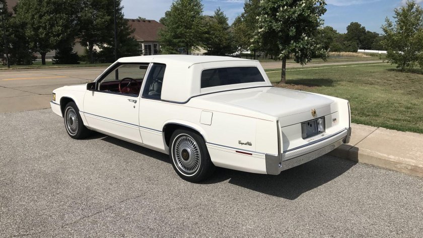 Cadillac Deville купе 1989