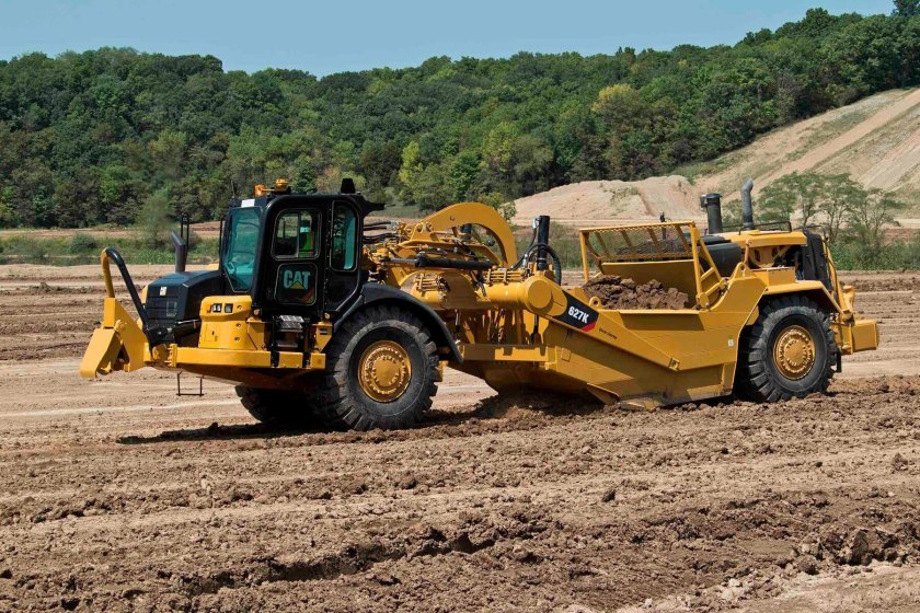 Скрепер Caterpillar 621g