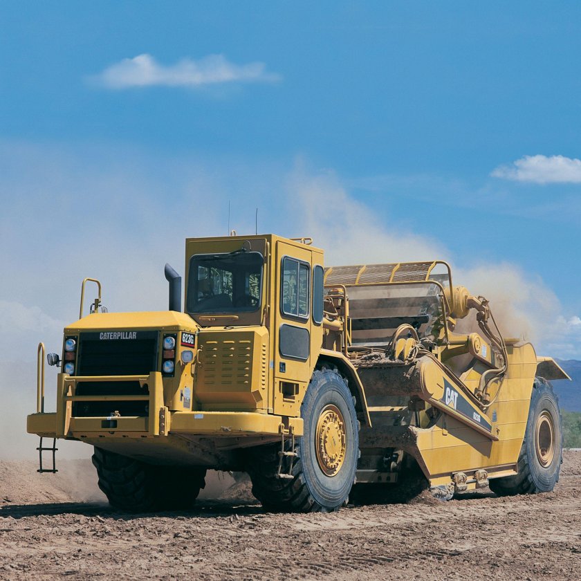 Скрепер Caterpillar 637