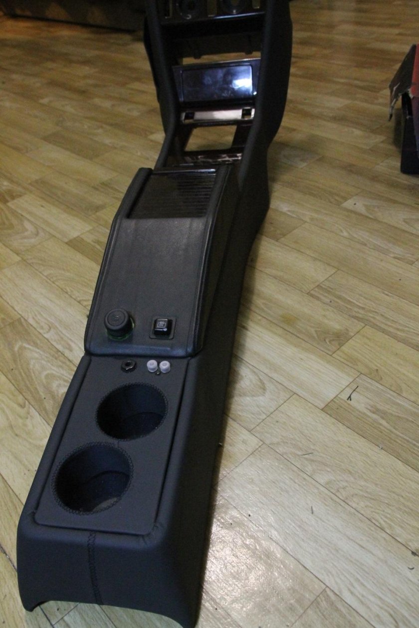 Подстаканник w124