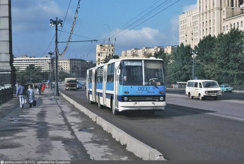 Остановка Бородинский мост автобусная