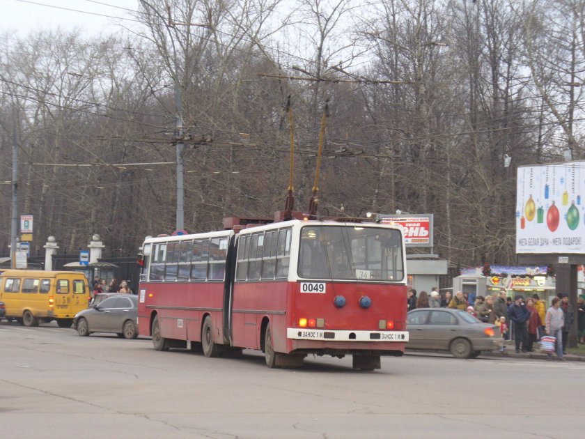 Троллейбус Ikarus 280t
